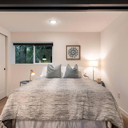 Villa Modern, New & Industrial In Georgetown Seattle Esterno foto